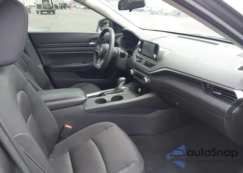 2021 Nissan Altima S z USA, uszkodzony, nr VIN 1N4BL4BV4MN407852